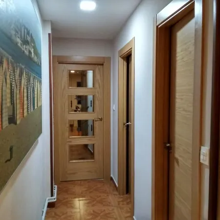 Piso Cerca De La Playa De Poniente דירה גיחון